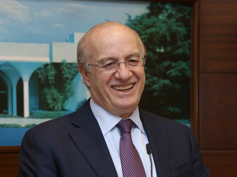 مجلس الوزراء وافق على إعادة إطلاق الدورة الأولى لتراخيص النفط عون: للتنسيق بين الأجهزة الأمنية وتنفيذ إجراءات لمنع تكرار الخطف